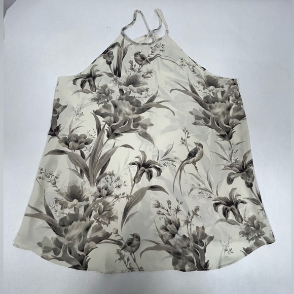 2 for$15 LOFT Monochrome Floral Camisole Size M - Picture 1 of 10